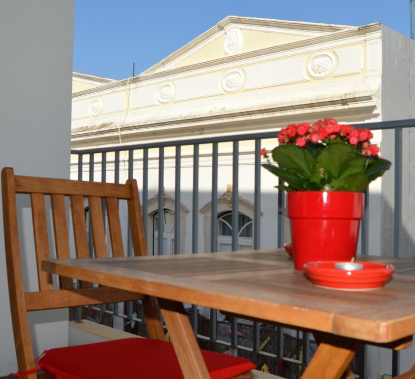 Entrecubos Guesthouse Olhão الغرفة الصورة