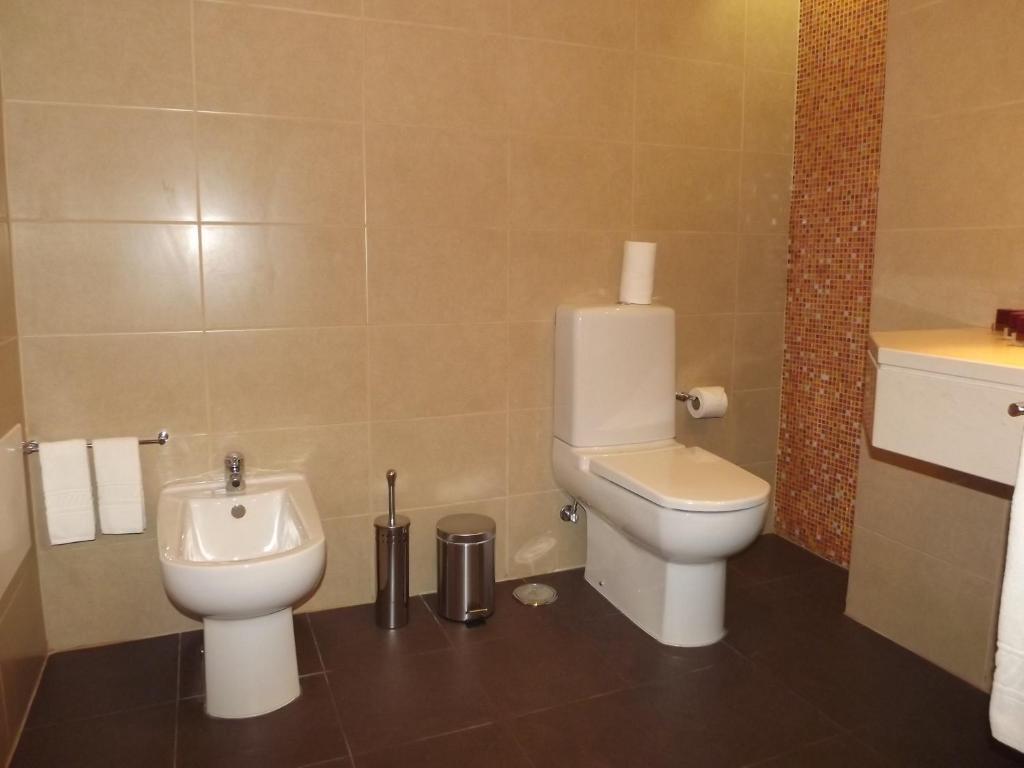 Entrecubos Guesthouse Olhão الغرفة الصورة